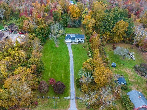 2nd image of 15 Margaret Henry Rd