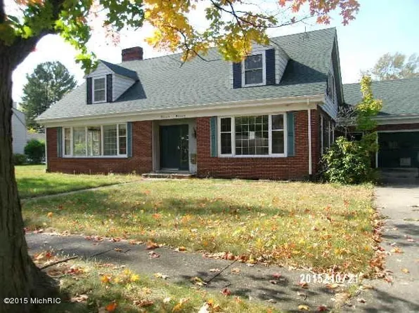 1116 Hannah Ct, Benton Harbor, MI 49022