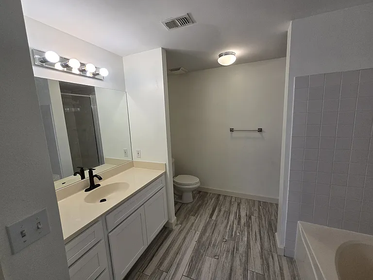 Full Bath