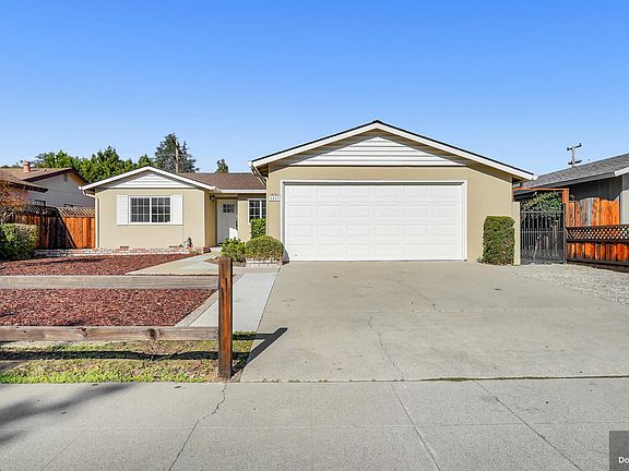 2nd image of 1813 Lencar Way