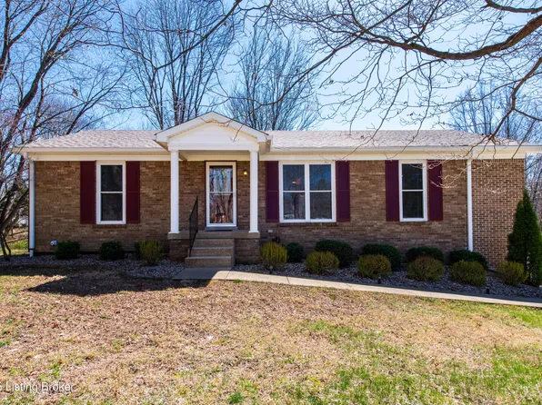 1624 Pleasure Cove Dr, La Grange, KY 40031