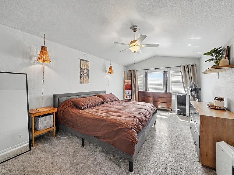 6339 Knapp Dr — Photo 15