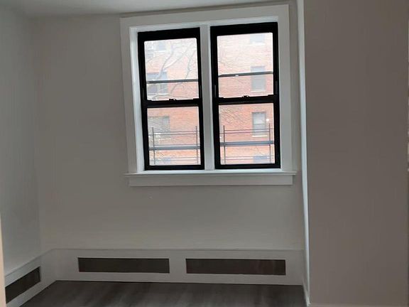 2nd image of 5530 98 Place #2B
