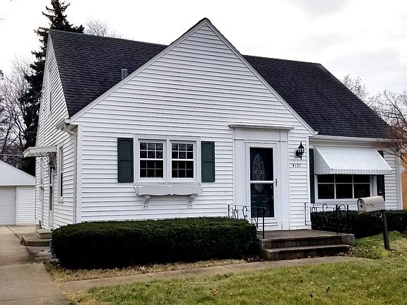 Long driveway with motion-sensor led lighting