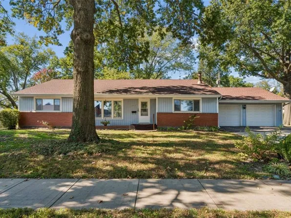 841 S Water St, Olathe, KS 66061