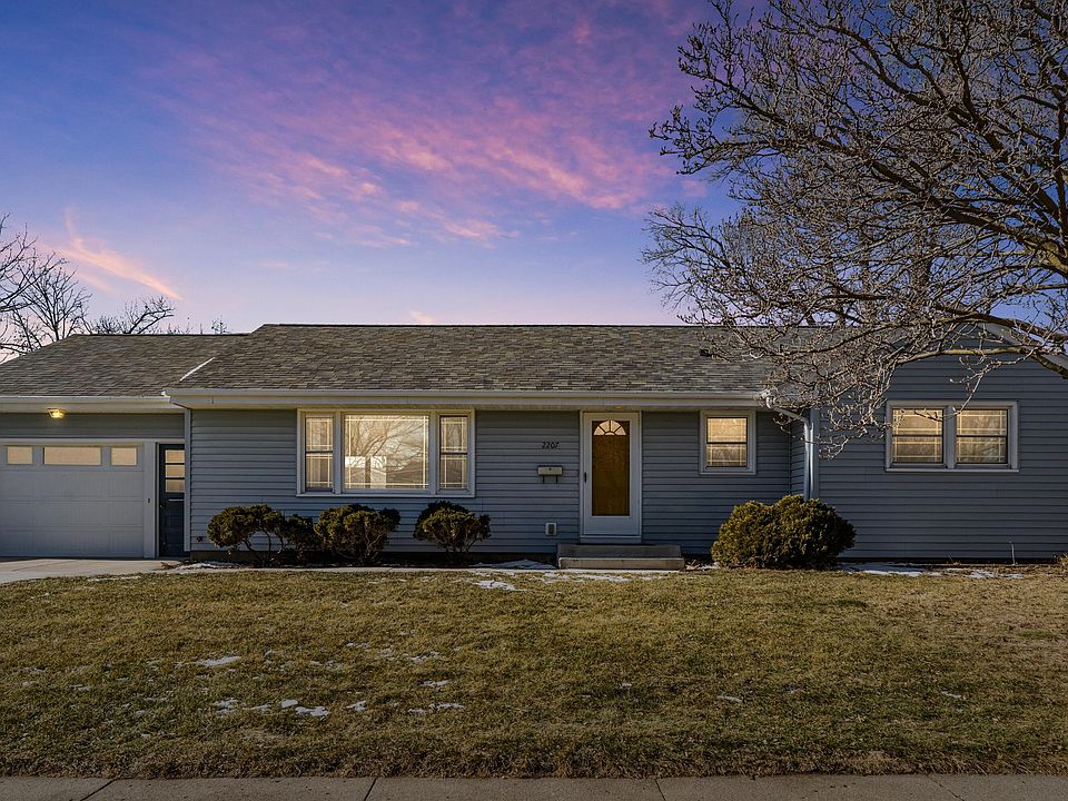 1st image of 2207 Jensen Ave