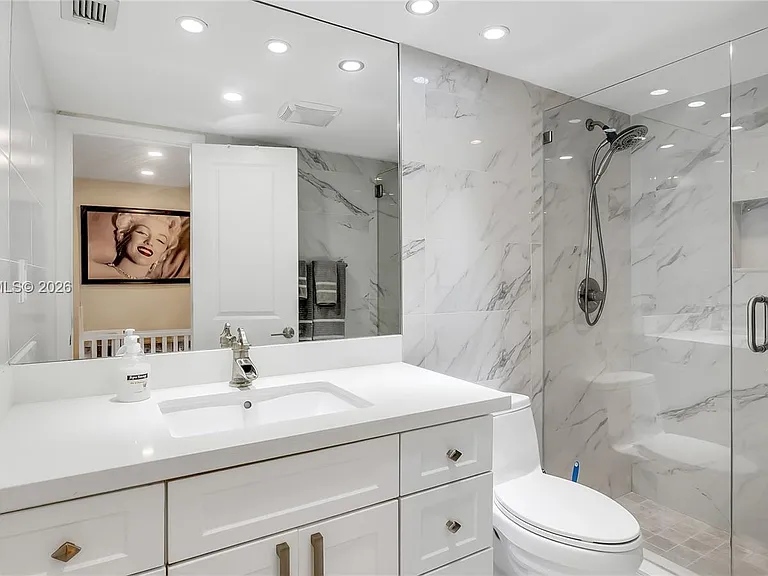 3140 S Ocean Dr #241-2411 — Photo 19