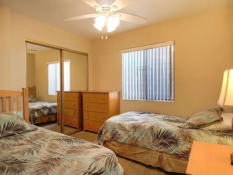 414 E Oceanfront — Photo 27