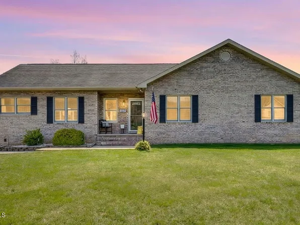 127 W Lake Dr, Rogersville, TN 37857