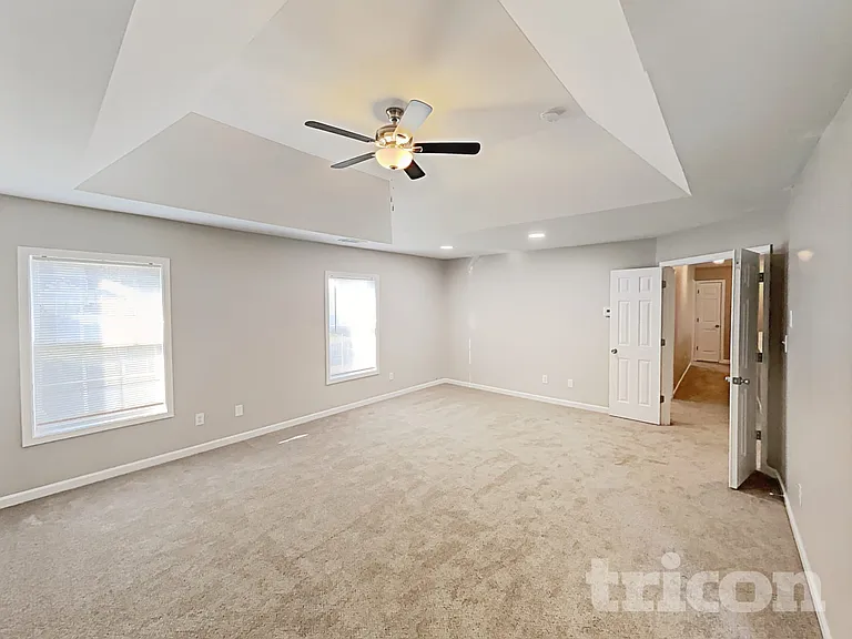 1324 Pondhaven Dr — Photo 7