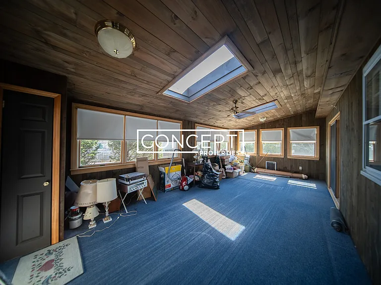 105 Keith St — Photo 36