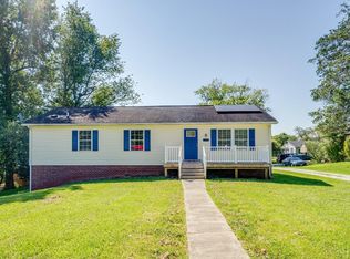 294 N Main St, Amherst, VA 24521