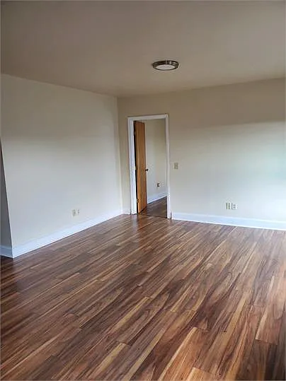 204 Grand Ave #2 — Photo 77