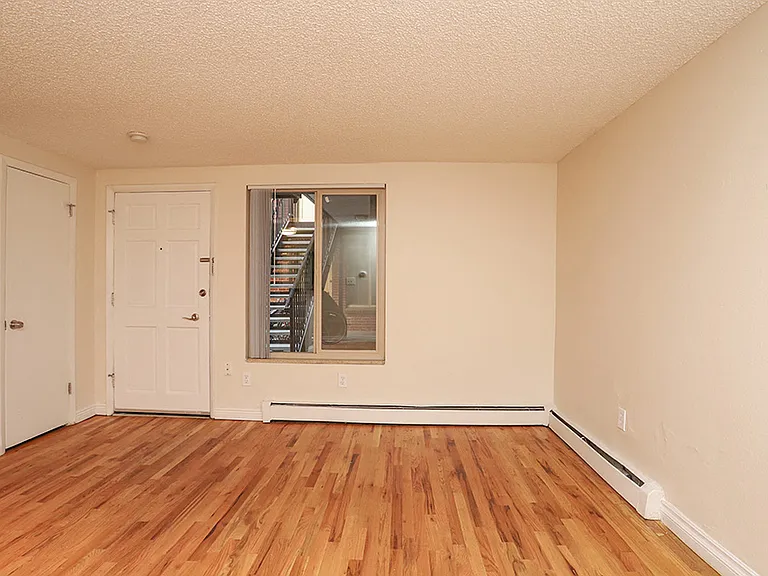 Logan Court — Photo 22