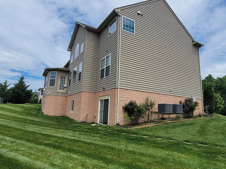 40463 Aldie Springs Dr — Photo 11