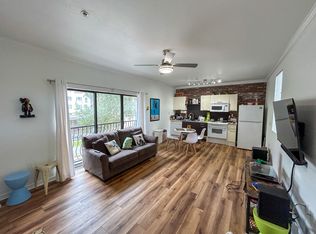 20 SW 6th St APT 201, Gainesville, FL 32601