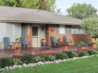 24170 Philip Dr, Southfield, MI 48075