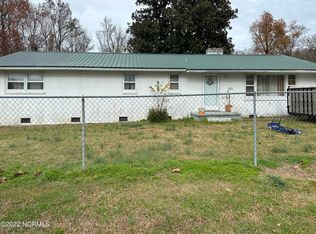 221 Beaufort Rd, Pollocksville, NC 28573
