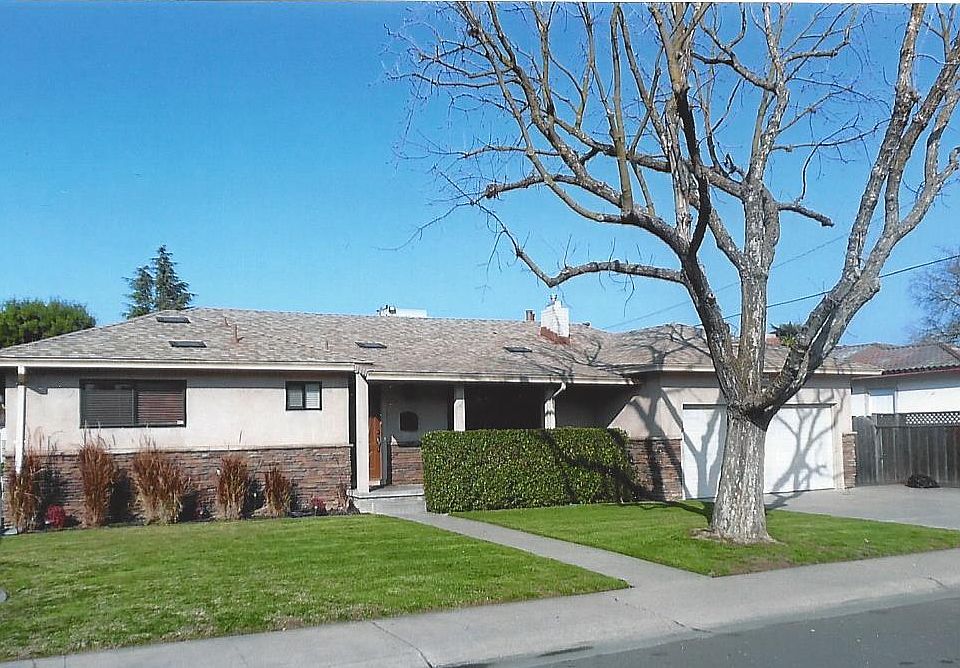 1st image of 1555 Seville Ave