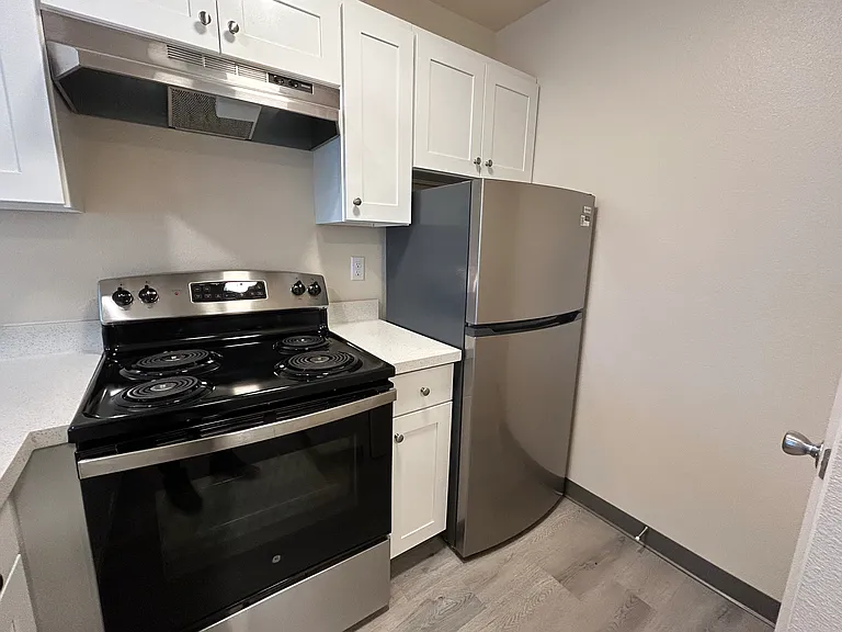 Washington Park Apartments — Photo 24