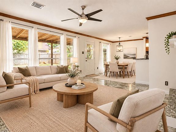 3rd image of 5426 Bourgeois Rd