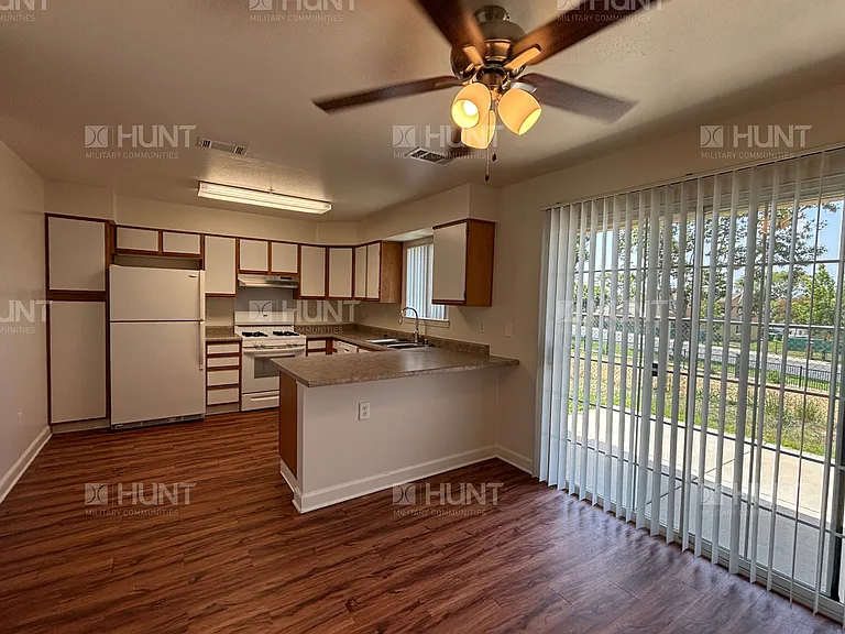336 Ponmunjom Cir — Photo 4
