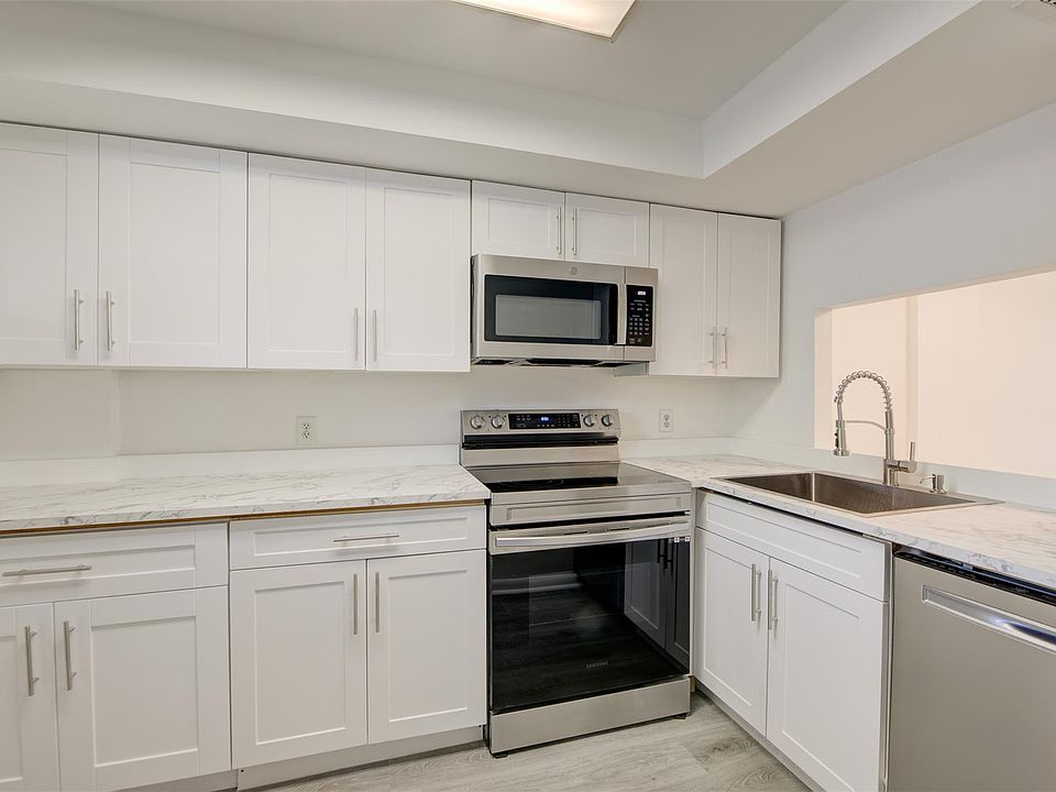 1st image of 117 Royal Park Drive #1B
