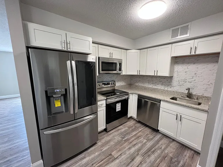 2605 Sand Dunes Dr #1-4 — Photo 4