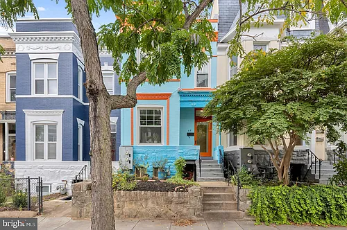 48 Q St NE #A Photo 1