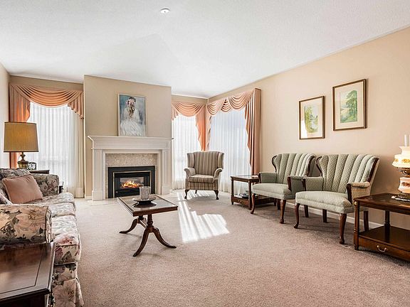 4th image of 6001 Promontory Rd #215