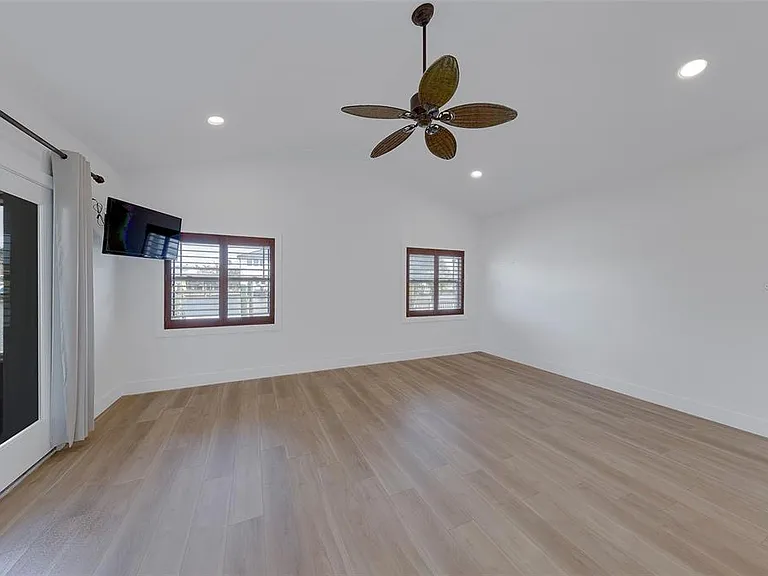 210 176th Terrace Dr E — Photo 19