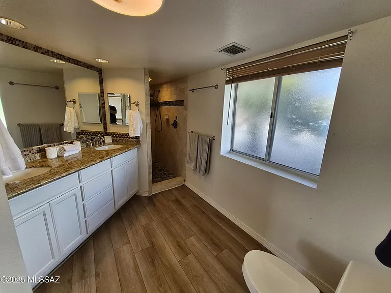 5665 E Camino Del Celador — Photo 23