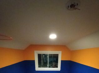 7067 Toepfer Rd, Warren, MI 48091