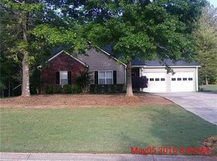 104 Laguna Springs Dr, Woodstock, GA 30188