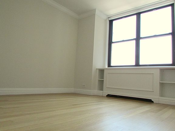 3rd image of 201 E 87th St APT 24L