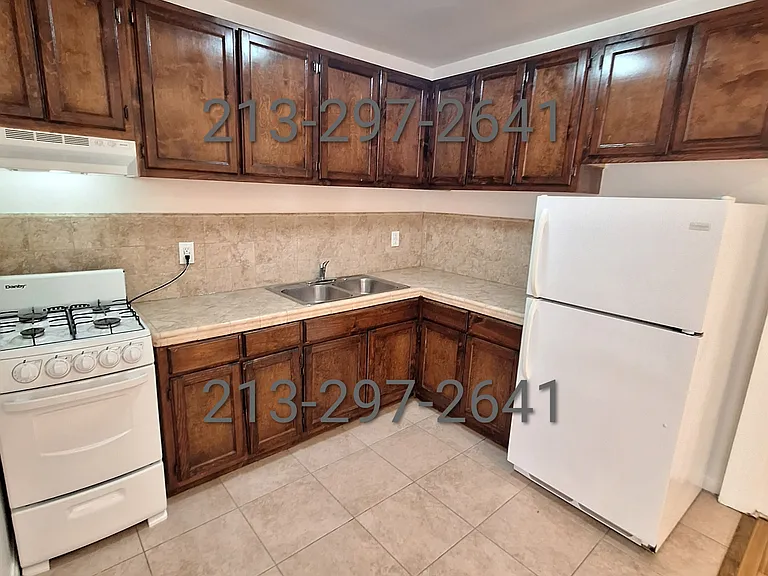 619 S Rampart Blvd #205 — Photo 7