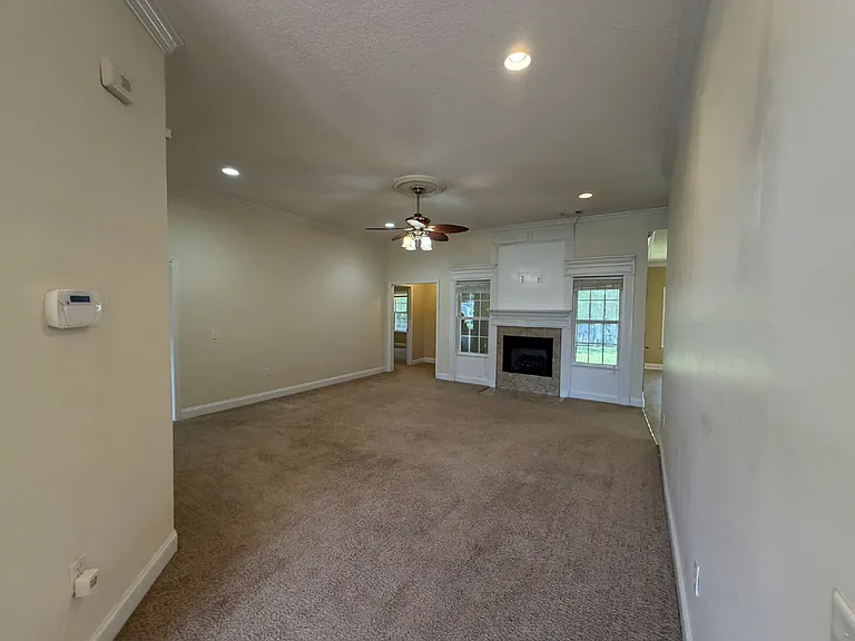 219 Taylor Wells Ln — Photo 5