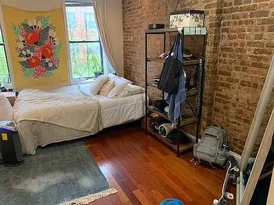 Rented by Charie Properties LLC | media 7