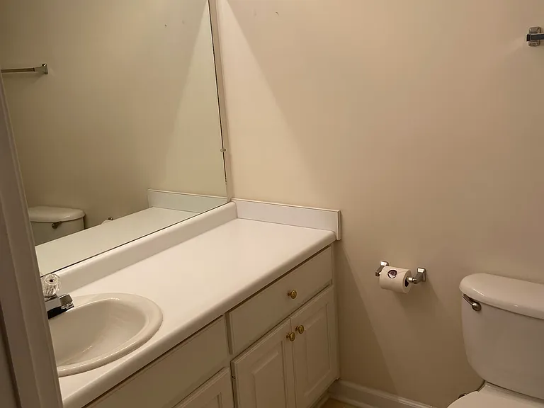1149 Riverside Ter — Photo 12