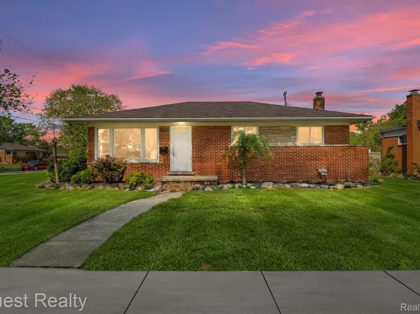 35511 Lucerne St, Clinton Township, MI 48035