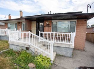 3800 Morning Star Dr, Mississauga, ON L4T1Y9