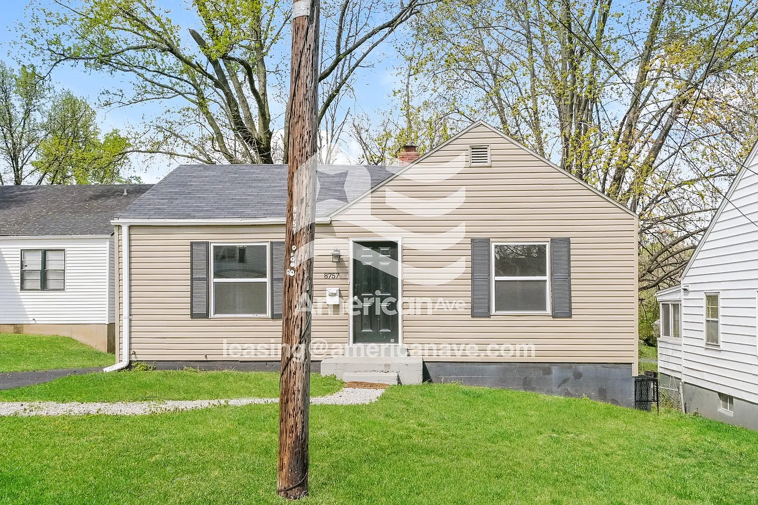 8757 Wescott Ave photo 1