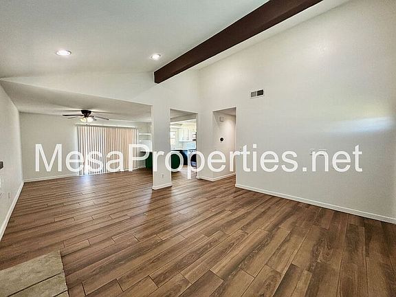 5th image of 16140 Rosemary Dr