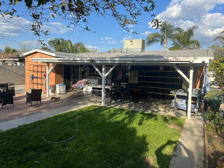 1630 S Monterey Ave — Photo 7