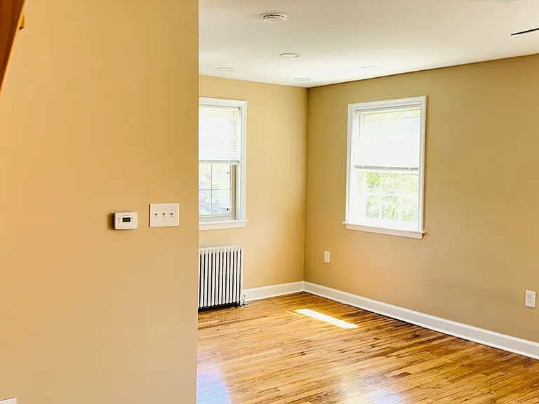 8800 Plymouth Street Spring Park Properties, Llc — Photo 17