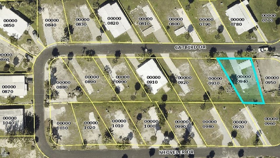 2nd image of 13621 Catbird Dr