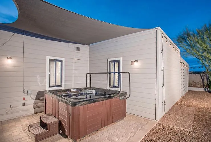 7508 E Highland Ave — Photo 4