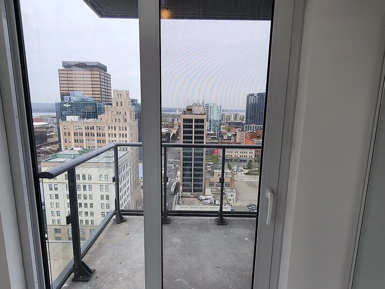 75 James St S #1802 — Photo 10