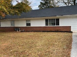 4458 Maple Dr, Acworth, GA 30101