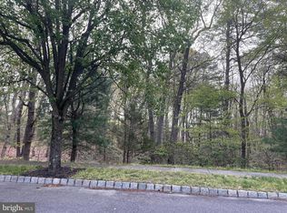 26 Fairway Dr, Voorhees, NJ 08043